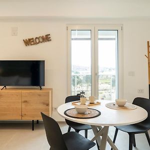 Gentile 46 Luxury Flat